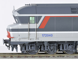Locomotive diesel CC 172040  livre Multiservices logo casquette  ep V   avec dcodeur digital sound - 