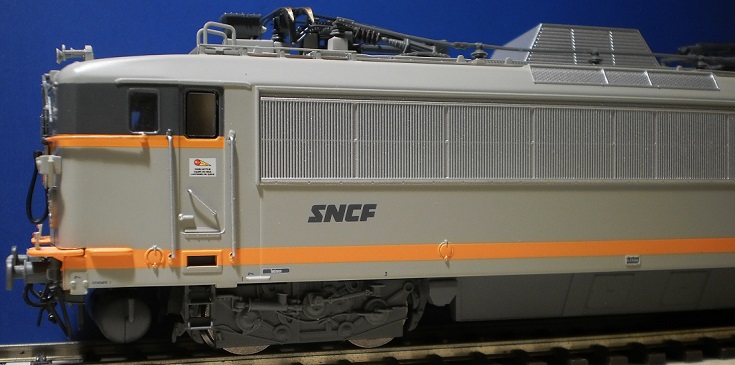 Locomotive électrique BB 408630  longue  - Jouef