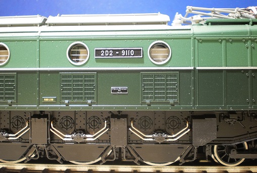 Locomotive lectrique 2D2  9110   bicolore - 