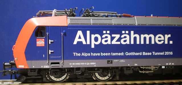 SBB Cargo locomotive lectrique 482 018-9  Alpzhmer  - 