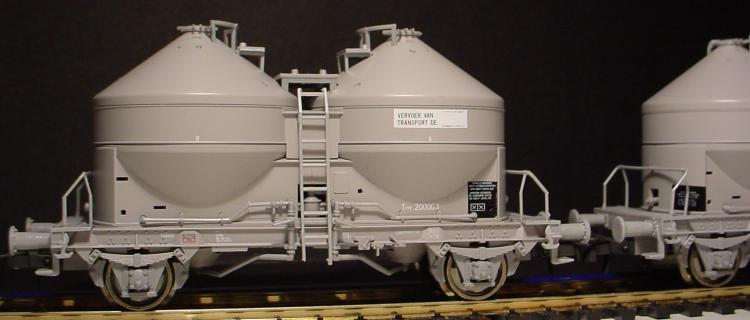 SNCB  set de 2 wagons silos - 