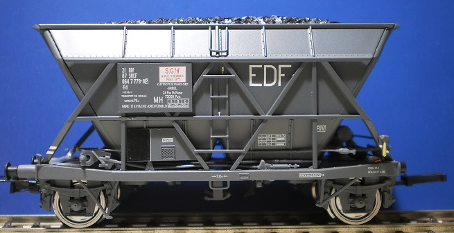 Couplage de 2 wagons-tr�mies EDF ep IV - 
