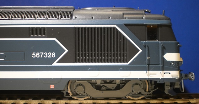Locomotive diesel 567326  Longueau  logo casquette ep V - 