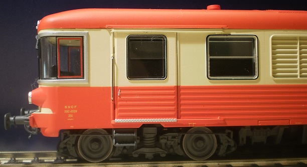 EAD XBD 4329 + XRAB 8520 Nantes  ep IV - 