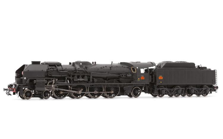 Locomotive  vapeur 241.P.25  tender 34.P.318  Chaumont - 